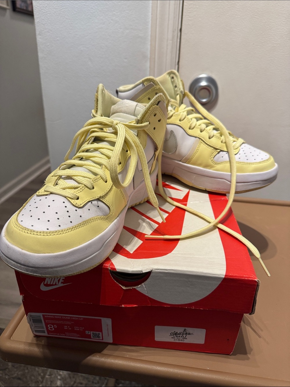 Nike women’s dunk high up size 8.5 white and yellow